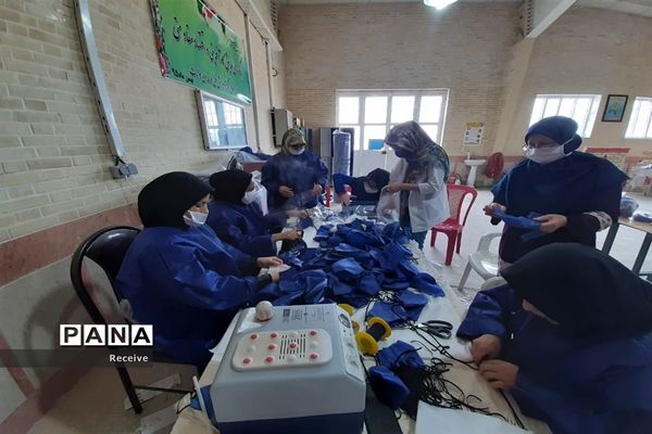 تولید ماسک و محلول ضدعفونی در مدارس فارس