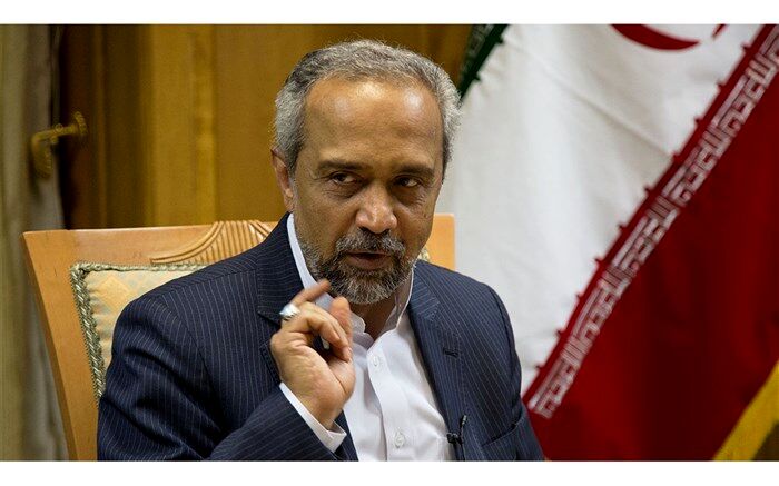 نهاوندیان: شرط استفاده از تسهیلات برای بنگاه‌ها، بیکار نکردن کارگران است