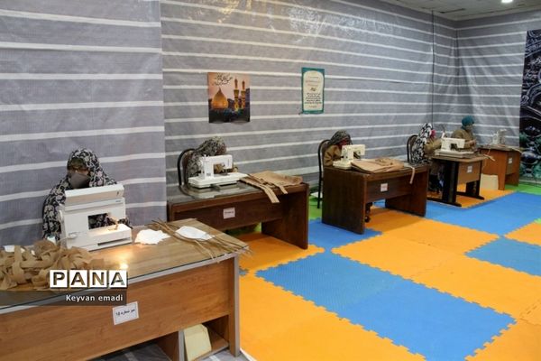 بازدید نماینده ولی فقیه در استان و امام جمعه بوشهر از کارگاه‌های مردمی تولید اقلام بهداشتی