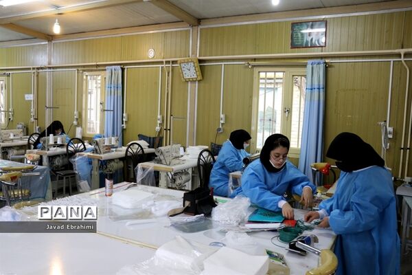 تولید ماسک در آموزشگاه ایثارگران ناحیه 4 مشهد