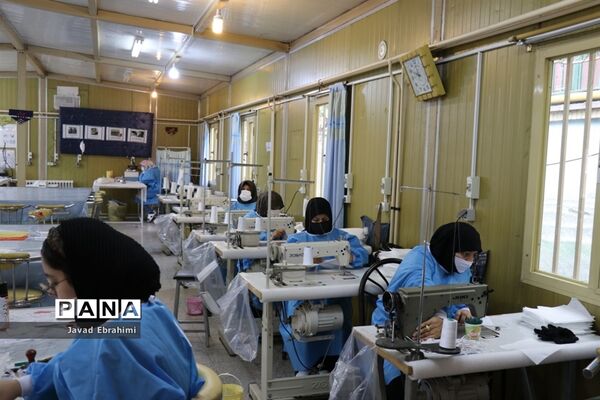تولید ماسک در آموزشگاه ایثارگران ناحیه 4 مشهد
