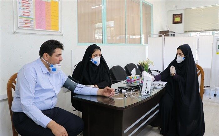 غربالگری و تهیه شناسنامه سلامت کارکنان ستادی آموزش و پرورش خراسان رضوی در گام دوم مبارزه با کووید 19
