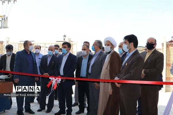 بازدید معاون هماهنگی امور اقتصادی استانداری تهران از شهرک صنعتی قرچک