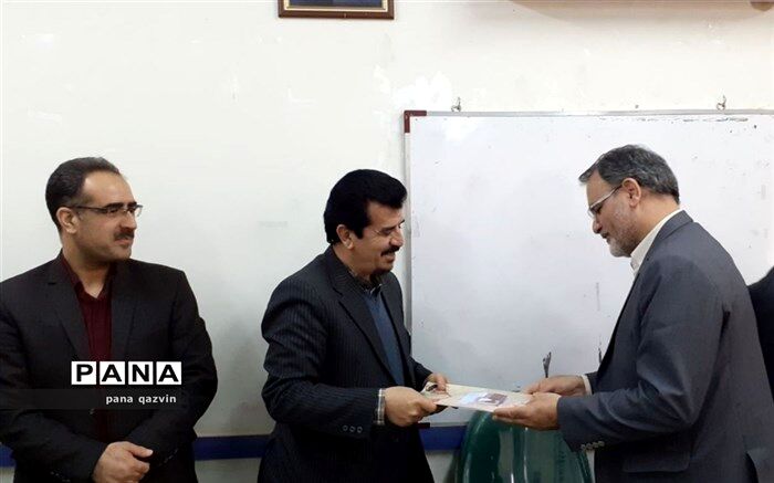 کازانی سرپرست آموزش و پرورش آبیک شد