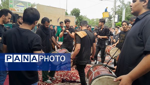 قدم‌به‌قدم با عاشقان و جاماندگان اربعین حسینی در کرج