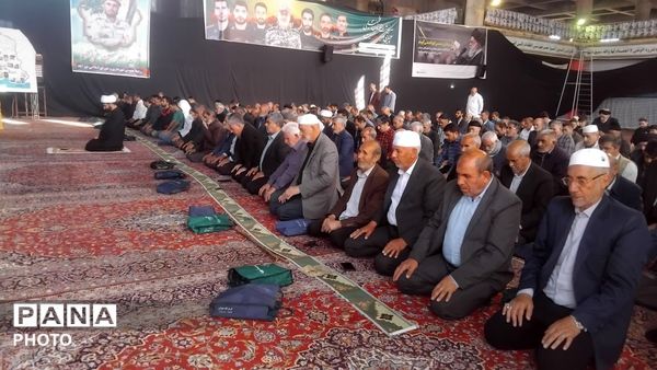 نورآباد میزبان نماز باشکوه عید قربان با حضور مردم