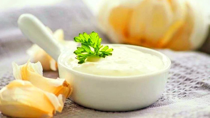 مصرف موسیر روند سفیدی و ریزش مو را کند می‌کند