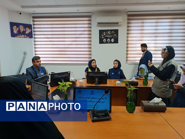 تقدیر از خبرنگاران ممتاز ناحیه ۶ همزمان با روز خبرنگار