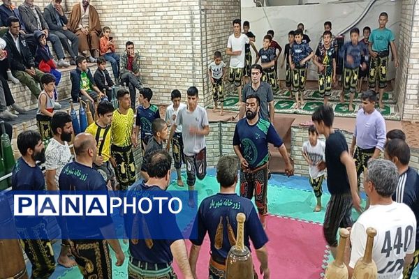 جشن امتیازدهی سالانه ورزشکاران به مناسبت روز فرهنگ پهلوانی و ورزش زورخانه ای در گود باستانی شهر بار 
