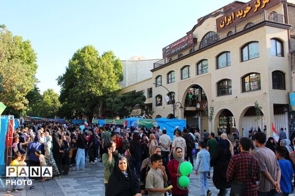 عید غدیرخم در پیاده‌راه بوعلی 