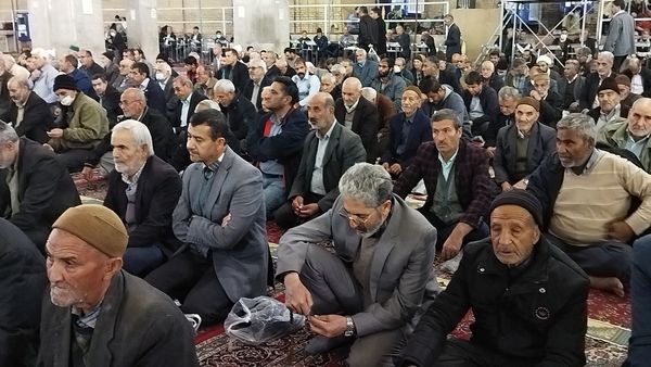 گذری بر سومین نماز جمعه آذر ماه نیشابور 