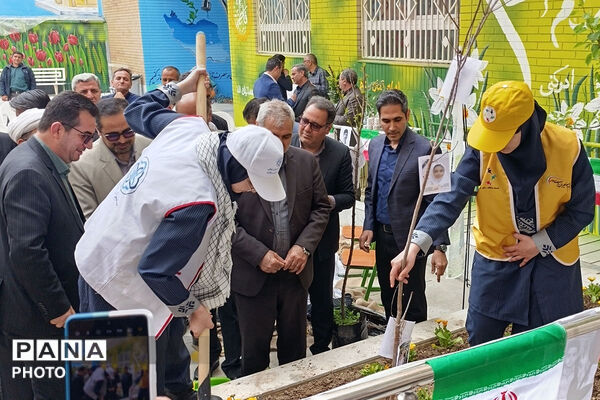 یاد شهدای دانش‌آموز مدرسه شجره طیبه میناب، پویش ملی کاشت نهال امید شهرستان بجنورد 