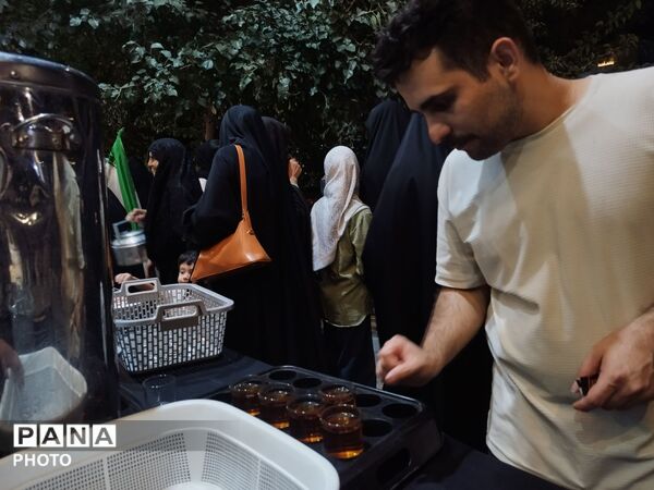 چایخانه حوزه علمیه گلشن؛ جلوه‌ای از خدمت و ارادت در آغاز امامت امام عصر ( عج )