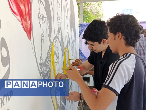 نمایشگاه نقاشی حماسه حسینی در اداره آموزش و پرورش ناحیه ۷ مشهد مقدس