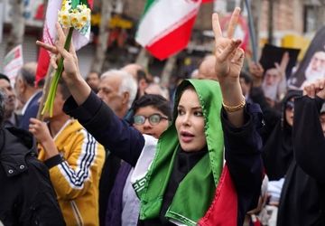 حضور پرشور مردم خرم‌آباد در راهپیمایی ۲۲ بهمن