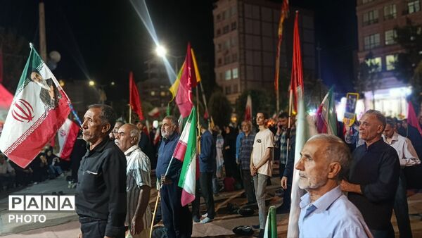 طنین همدلی در صد و هفتاد و پنجمین شب حضور مردم نیشابور در بلوار فضل