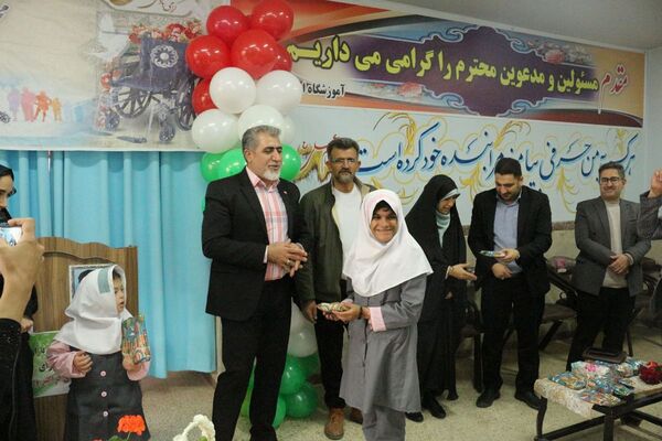 پاسداشت توانمندی‌ها؛ مراسم ویژه برای دانش‌آموزان آموزشگاه استثنایی ابرار فیروزکوه 