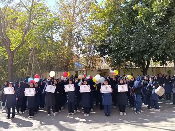 المپیاد ورزشی درون مدرسه ای در دبیرستان اژدر افشار 