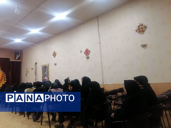 دوره ضمن خدمت مربیان پیشتاز شهرستان نجف‌آباد