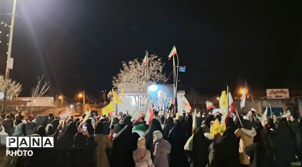 تجمع شبانه مردم بیرانوند در خیابان در سی‌ و پنجمین شب 