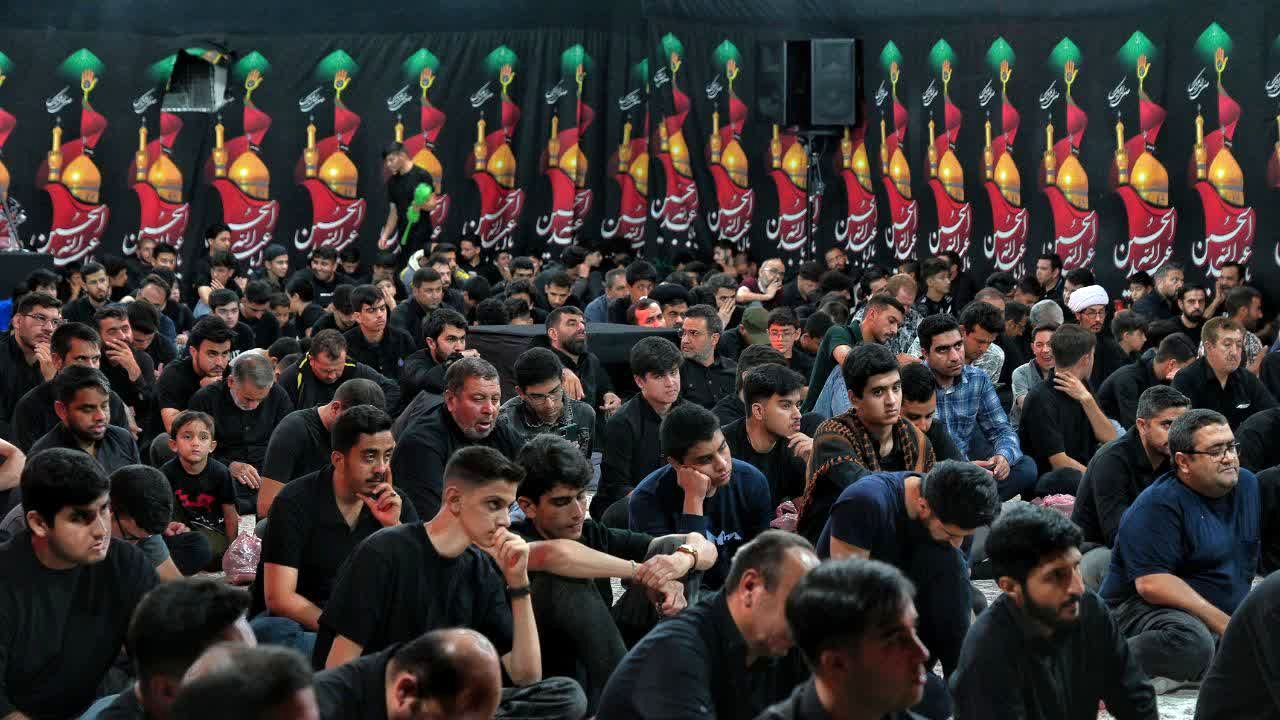 عزاداری شب های محرم در هیات حسین جان بجنورد 