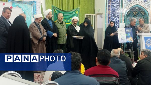 جلسه قرآنی در خلیل‌آباد 