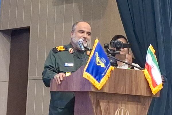 آیین بزرگداشت مقام شهدا و تجلیل از خانواده شهدا و ایثارگران 