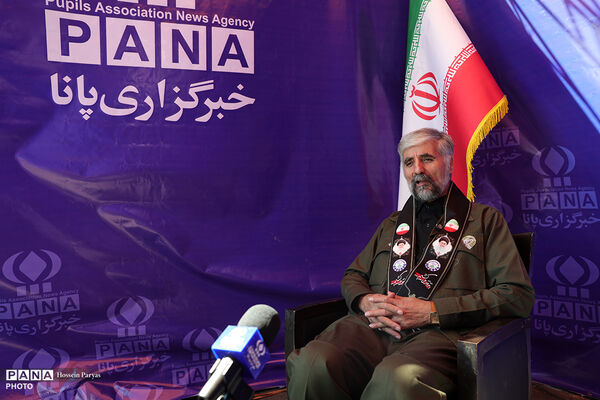ایستگاه فرهنگی و تربیتی پیشتازان فتح سازمان دانش‌آموزی جمهوری اسلامی ایران در اربعین رهبر شهید