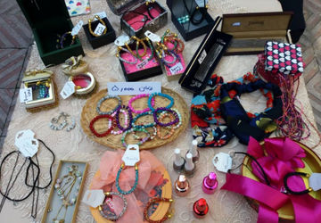 بازارچه مهربانی به نفع کودکان غزه  در آموزشگاه شهدای ارتش 