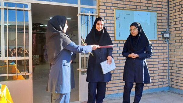 مراسم بزرگداشت حافظ در مدرسه دارالفنون رزن