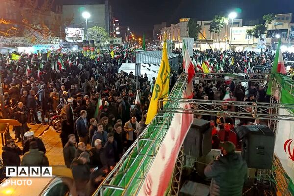 حضور دانش‌آموزان دبیرستان تیزهوشان شهید بهشتی شهرری در تجمع ضد صهیونیستی 