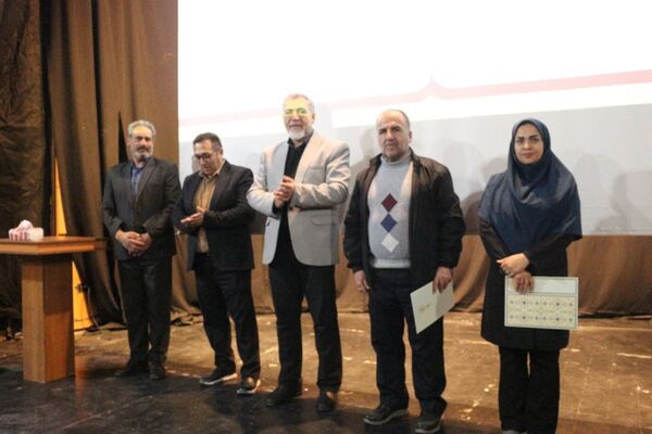 نشست انجمن اولیا و مربیان هنرستان امام علی(ع) فیروزکوه