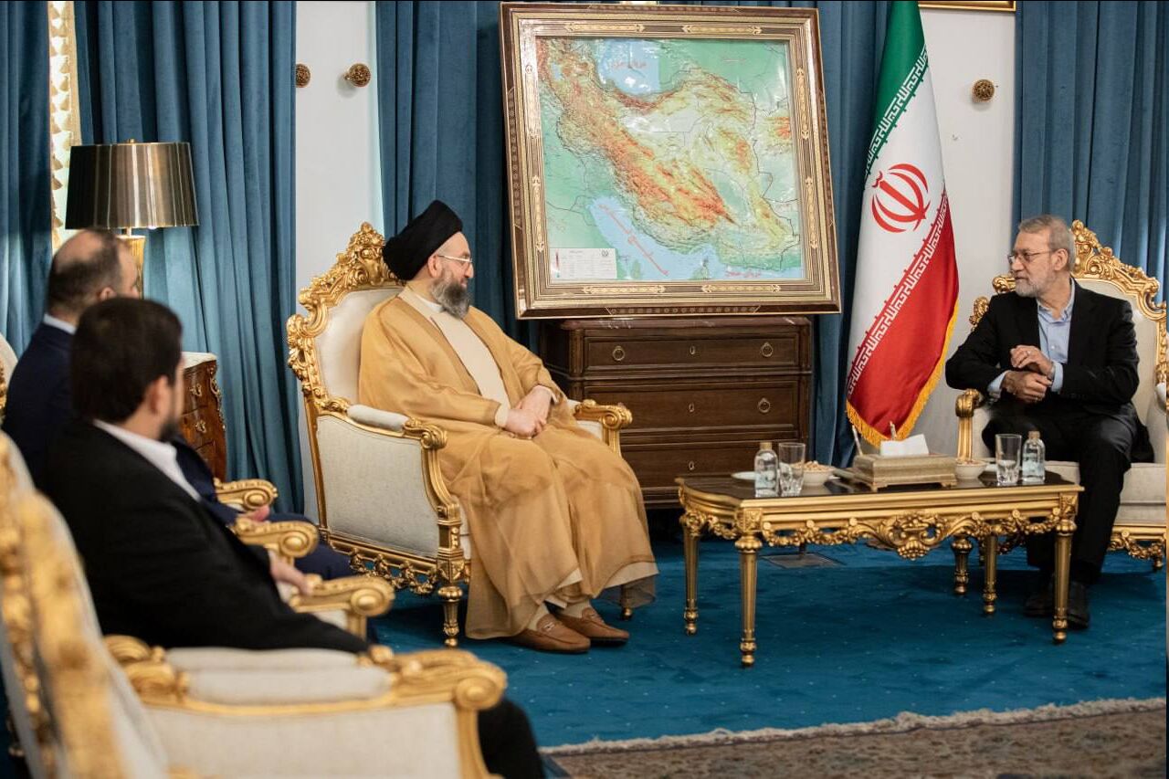 لاریجانی: همکاری‌های ایران و عراق در شرایط پر تحرک امروز باید عینی‌تر شود