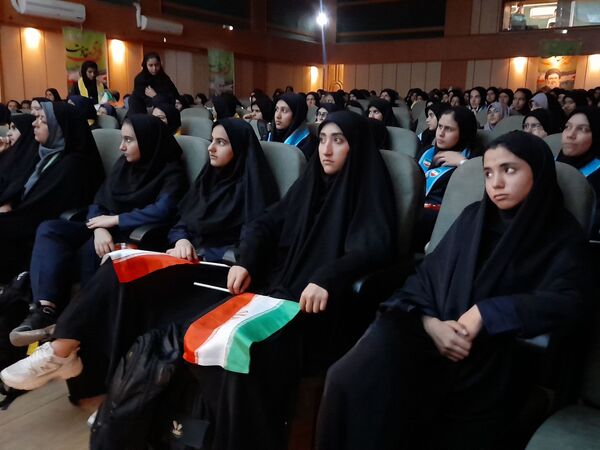 وطن یار در همدان