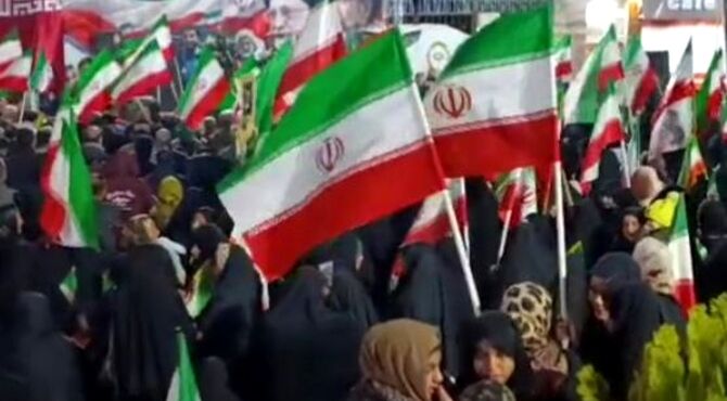 سنگر مردمی شبانه در فیروزآباد