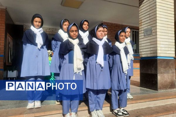  مراسم میلاد حضرت زینب (س)در مدرسه مهرآیین بهارستان دو