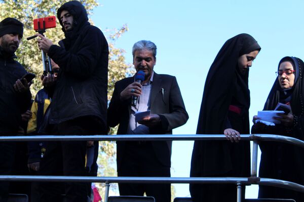 گذری بر ۱۳ آبان نیشابور 
