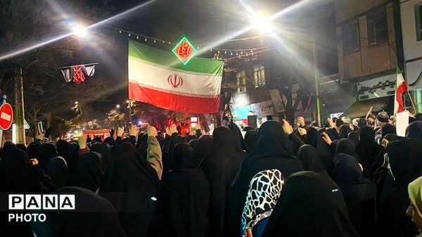 راهپیمایی شبانه در شهرستان باخرز