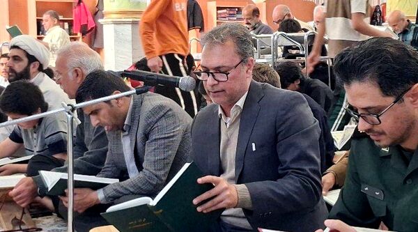 محفل قرآنی معتکفین مسجد جامع کاشمر