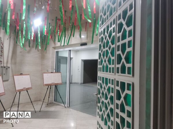 گردهمایی راویان و هادیان سیاسی استان یزد و تبیین جنگ رمضان در موزه دفاع مقدس یزد