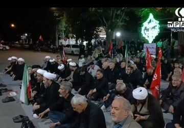 شبِ نور و حماسه در جوار بقعه آیت‌الله فاضل گروسی