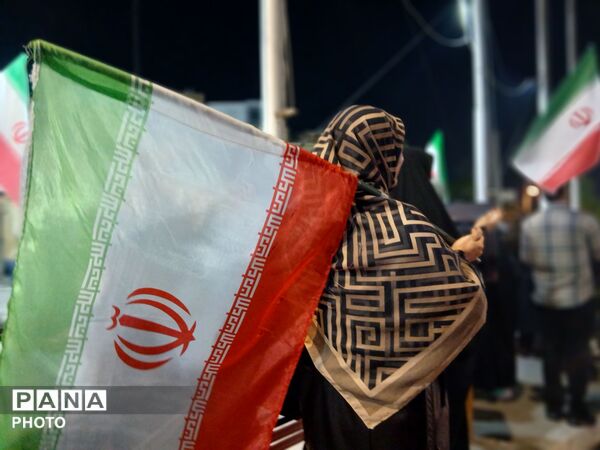 اهتزاز همیشگی پرچم سه رنگ کشورمان