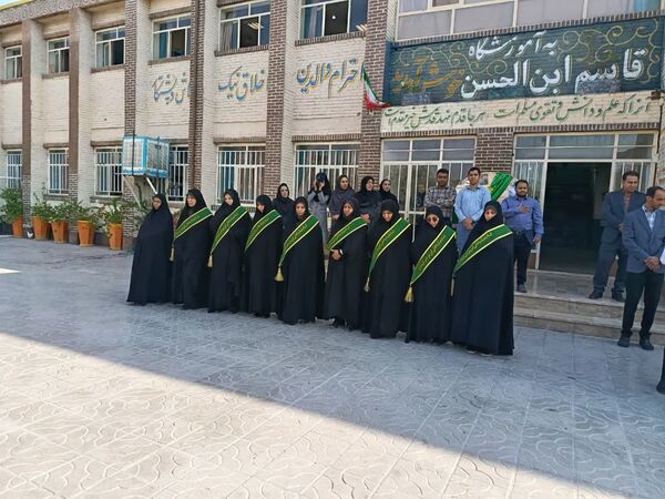 حضور خادمان حرم حرم امام رضا (ع) در دبستان حضرت قاسم‌ابن‌الحسن یزد 
