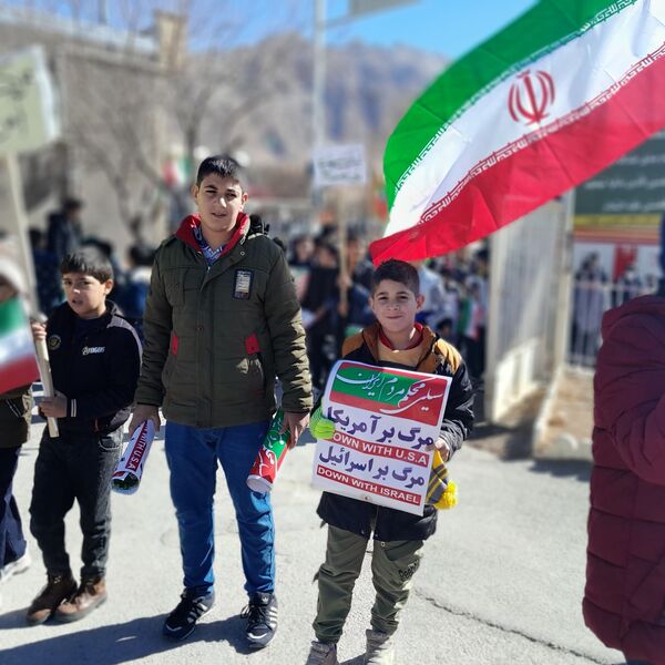 حضور پرشکوه مردم غیور منطقه گندمان در راهپیمایی 22 بهمن