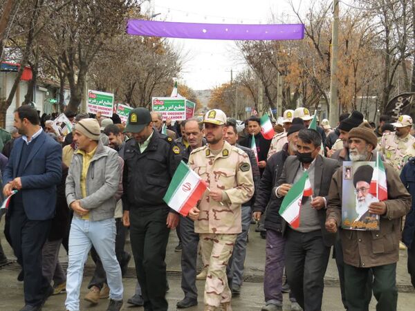 حضور پرشور مردم غلامان در راهپیمایی ۲۲ بهمن