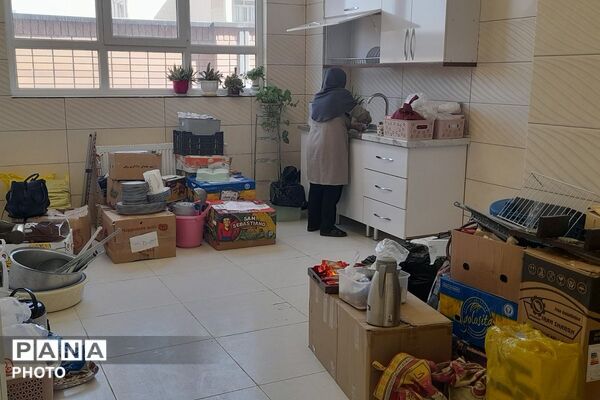 لبخند مهر بر تار و پود مدرسه