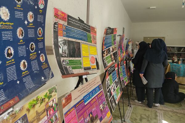 برپایی نمایشگاه «دختران نجابت» در دبیرستان شهیدان مشتاقیان ناحیه ۳ شیراز