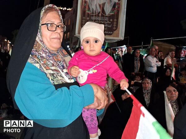 خروش ملت ایران در شب نود و پنجم حماسه میدان داری-٢