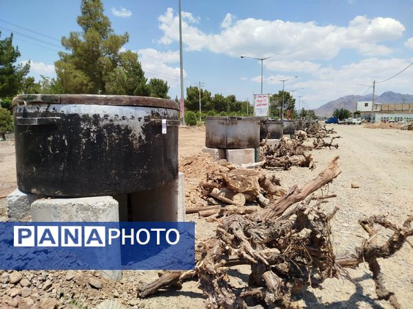 آماده سازی 110 دیگ اطعام علوی در کاشمر