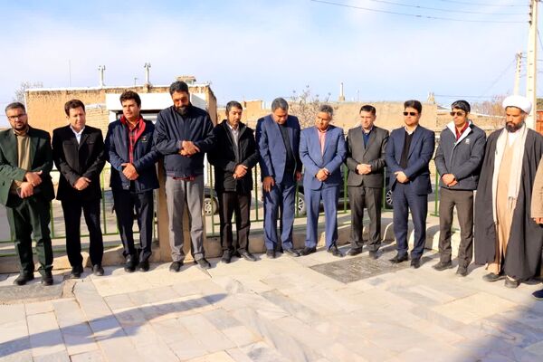 افتتاح زمین چمن مصنوعی شهدای روستای شهوار